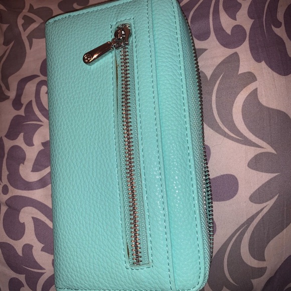 mint wallet